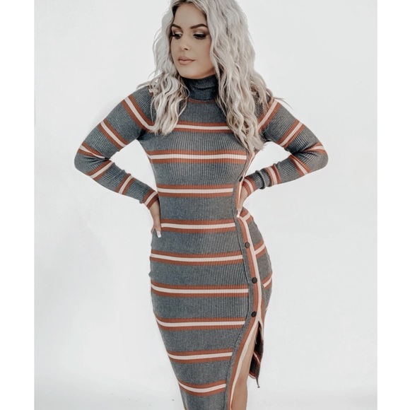 NanaMacs Dresses & Skirts - Stripped dress